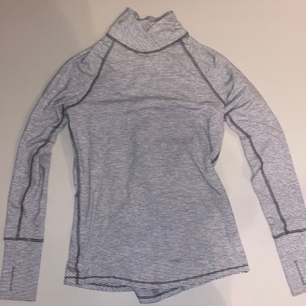 RARE Lululemon (Warm Your Core Long Sleeve)